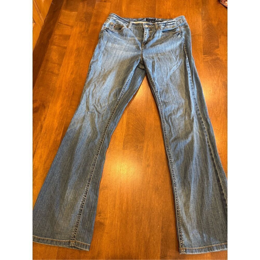 Woman’s vintage Tommy Hilfiger American Hope jeans classic rise bootcut size 8